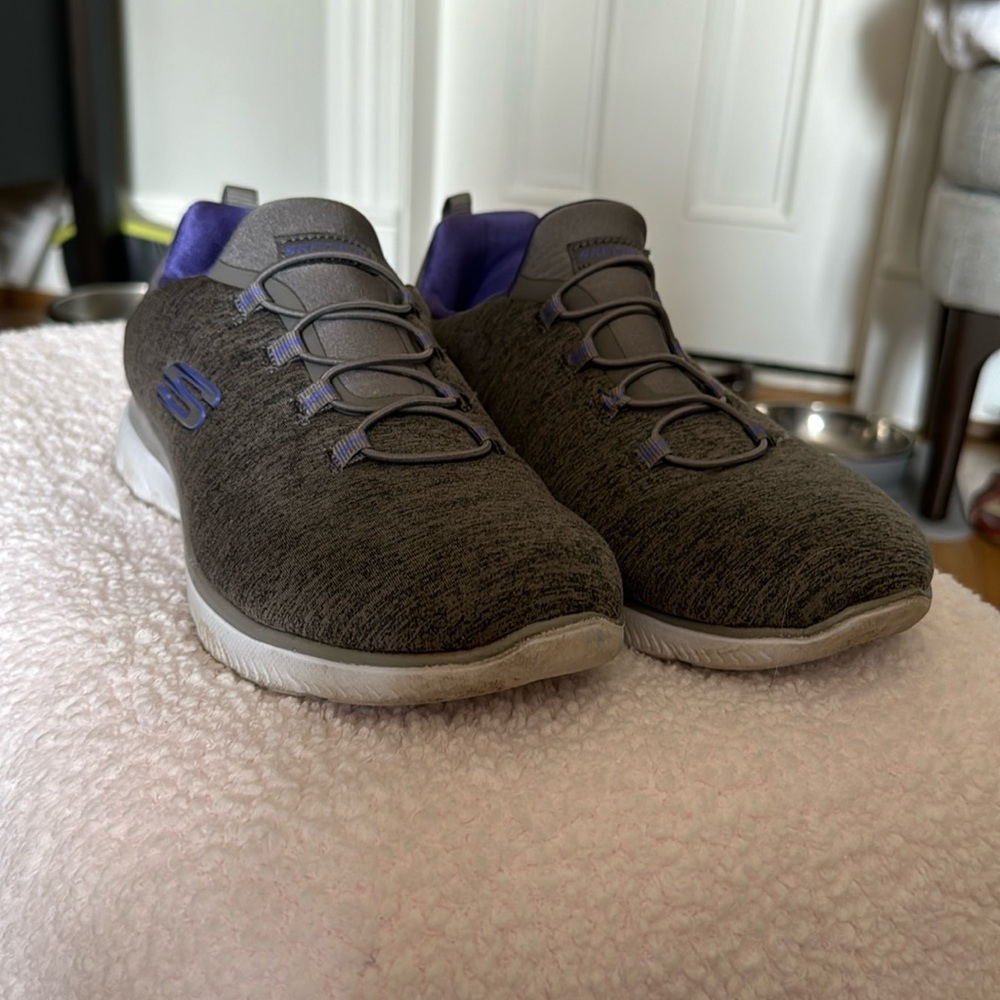 Skechers purple memory foam sneakers, size 9